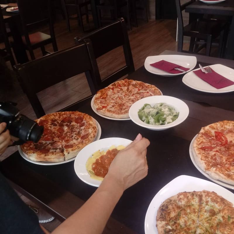 Sesión de fotografía de producto en un restaurante